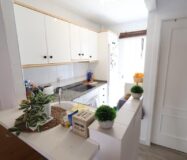 Дуплекс с террасой в Пилар де ла Орадада 75 кв.м у моря