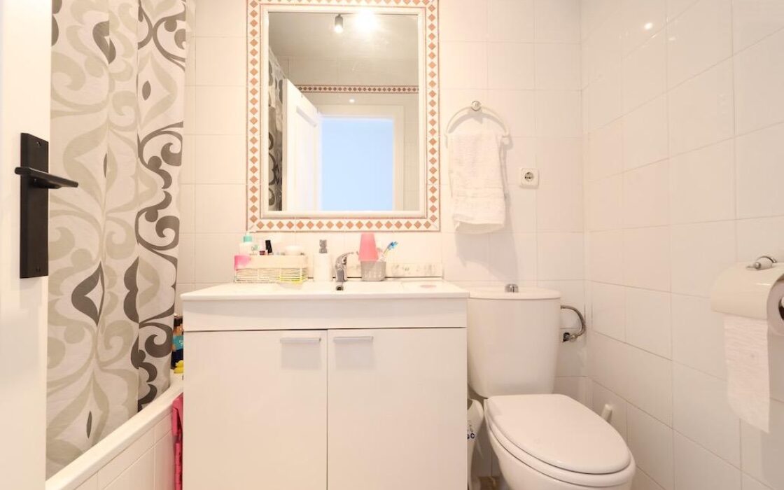 Дуплекс с террасой в Пилар де ла Орадада 75 кв.м у моря