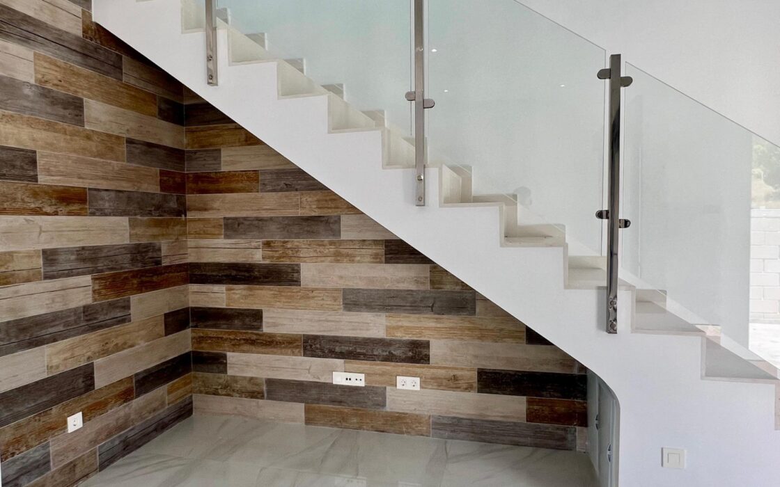 Вилла в Полопе с террасой и видом на море 3 спальни 94 кв.м