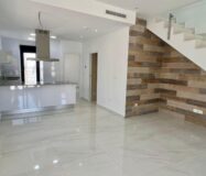 Вилла в Полопе с террасой и видом на море 3 спальни 94 кв.м