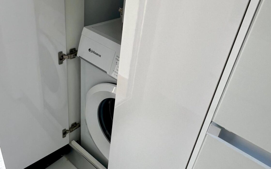 Вилла в Полопе с террасой и видом на море 3 спальни 94 кв.м