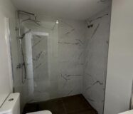 Таунхаус в Олива Нова 140 кв.м с террасой у моря