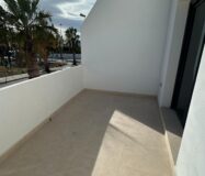 Таунхаус в Олива Нова 140 кв.м с террасой у моря