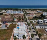 Таунхаус в Олива Нова 140 кв.м с террасой у моря