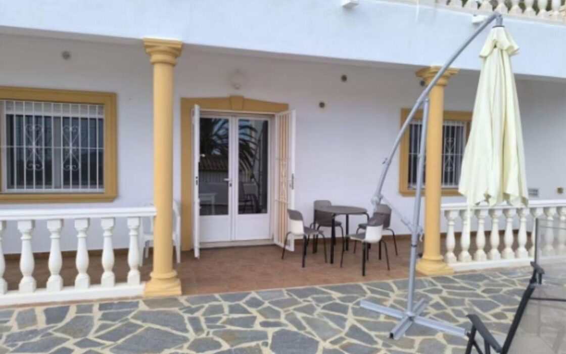 Вилла с панорамным видом на море в Кальпе, 384 кв.м, 4 спальни