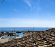 Дуплекс-пентхаус 124 кв.м у моря в Пуэрто-де-ла-Дукесе