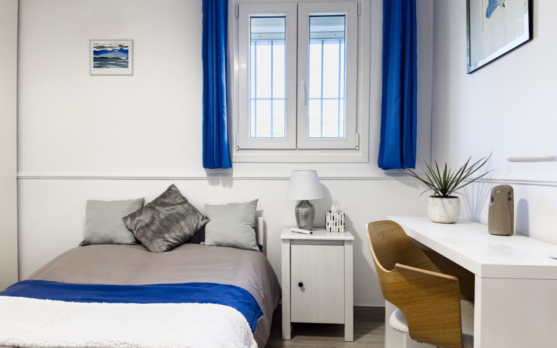 Дуплекс-пентхаус 124 кв.м у моря в Пуэрто-де-ла-Дукесе