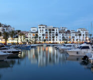 Дуплекс-пентхаус 124 кв.м у моря в Пуэрто-де-ла-Дукесе