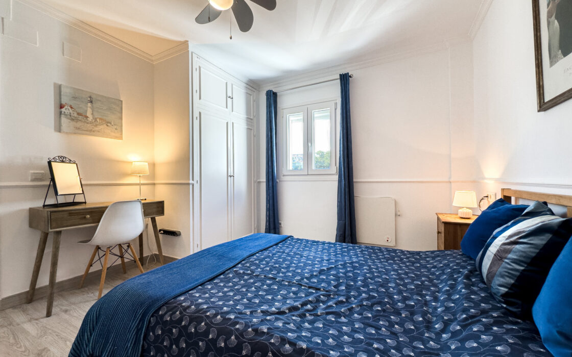 Дуплекс-пентхаус 124 кв.м у моря в Пуэрто-де-ла-Дукесе