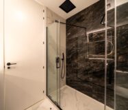 Апартаменты 121 кв.м в Мадриде с балконом и лифтом