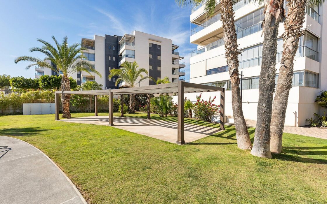 Продается Апартамент в Ориуэла Коста 93 кв.м с Балконом