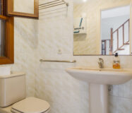 Таунхаус у моря с 2 спальнями в Эстепоне 97 кв.м