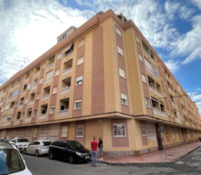 Квартира в Торревьехе 56 кв.м з басейном та терасою