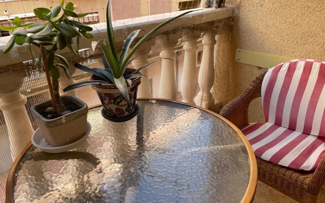 Квартира в Торревьехе 56 кв.м з басейном та терасою