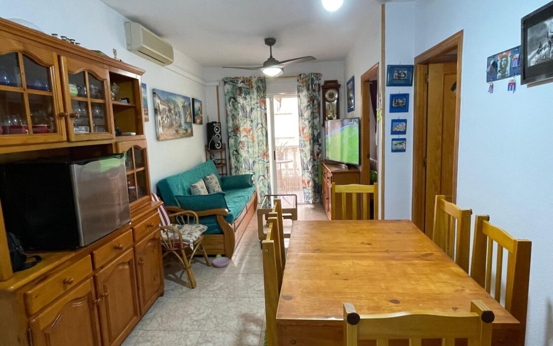 Квартира в Торревьехе 56 кв.м з басейном та терасою