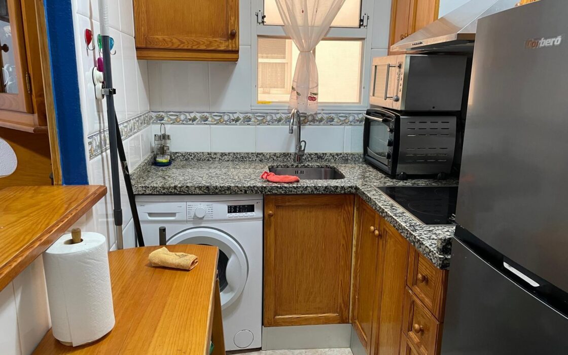 Квартира в Торревьехе 56 кв.м з басейном та терасою