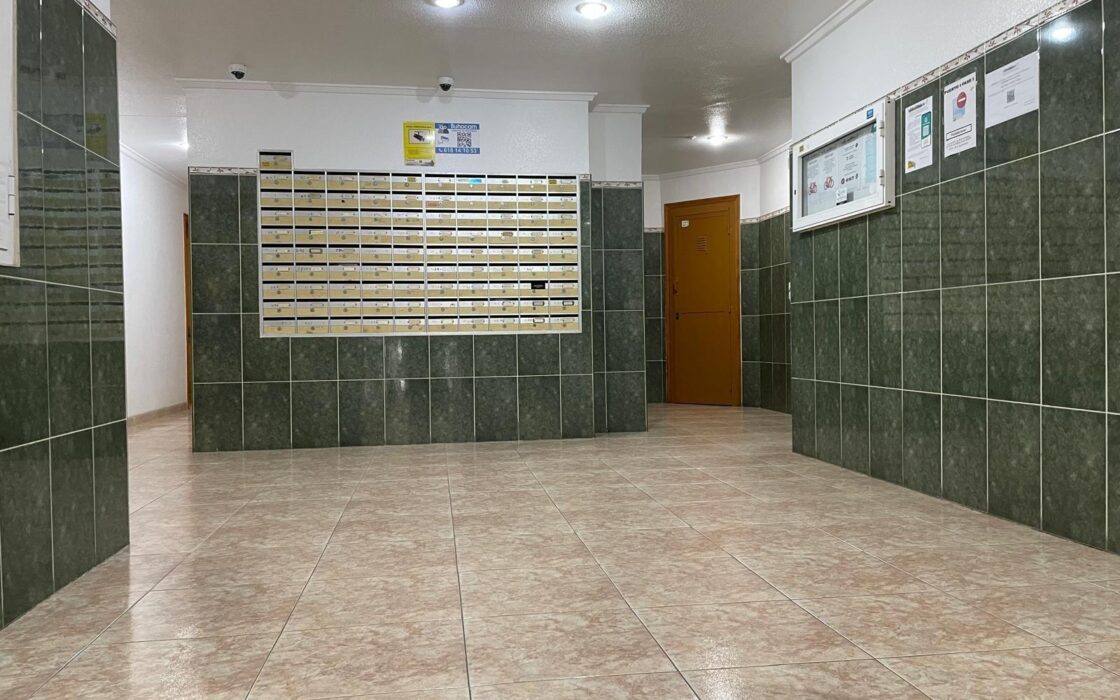 Квартира в Торревьехе 56 кв.м з басейном та терасою