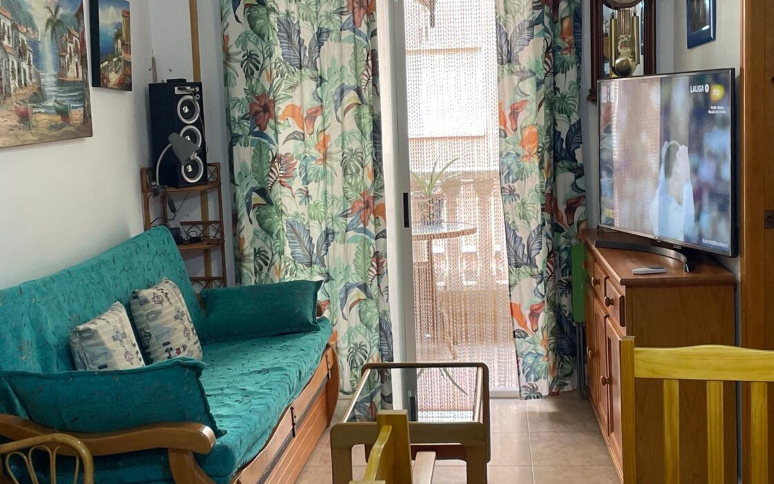 Квартира в Торревьехе 56 кв.м з басейном та терасою