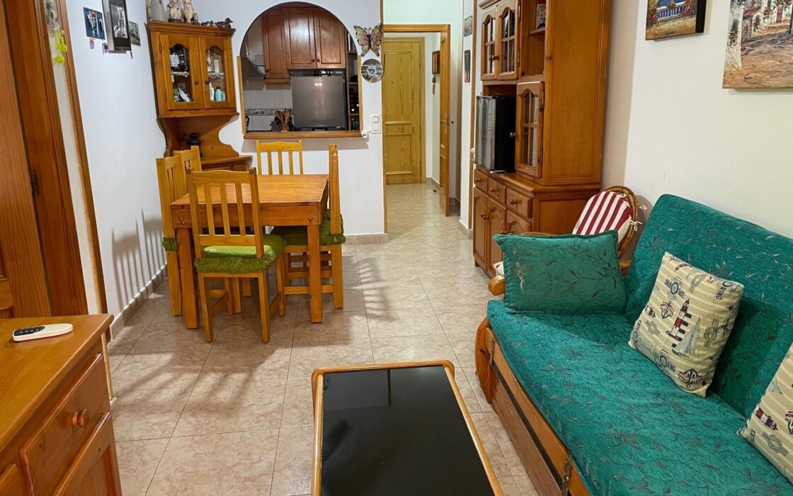 Квартира в Торревьехе 56 кв.м з басейном та терасою