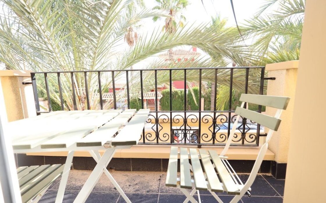 Дом в Кабо Роиг с террасой и частным бассейном 222 кв.м