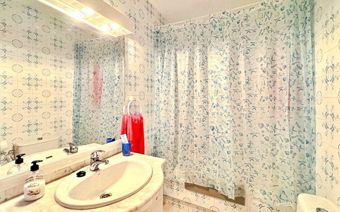 Апартаменти в Торрев’єсі біля моря 64 кв.м з видом на море