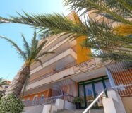 Апартаменти в Торрев’єсі біля моря 64 кв.м з видом на море