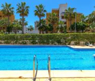 Апартаменти в Торрев’єсі біля моря 64 кв.м з видом на море