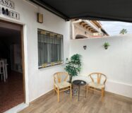 Уютный таунхаус с солярием у озера в Торревьехе 73 кв.м