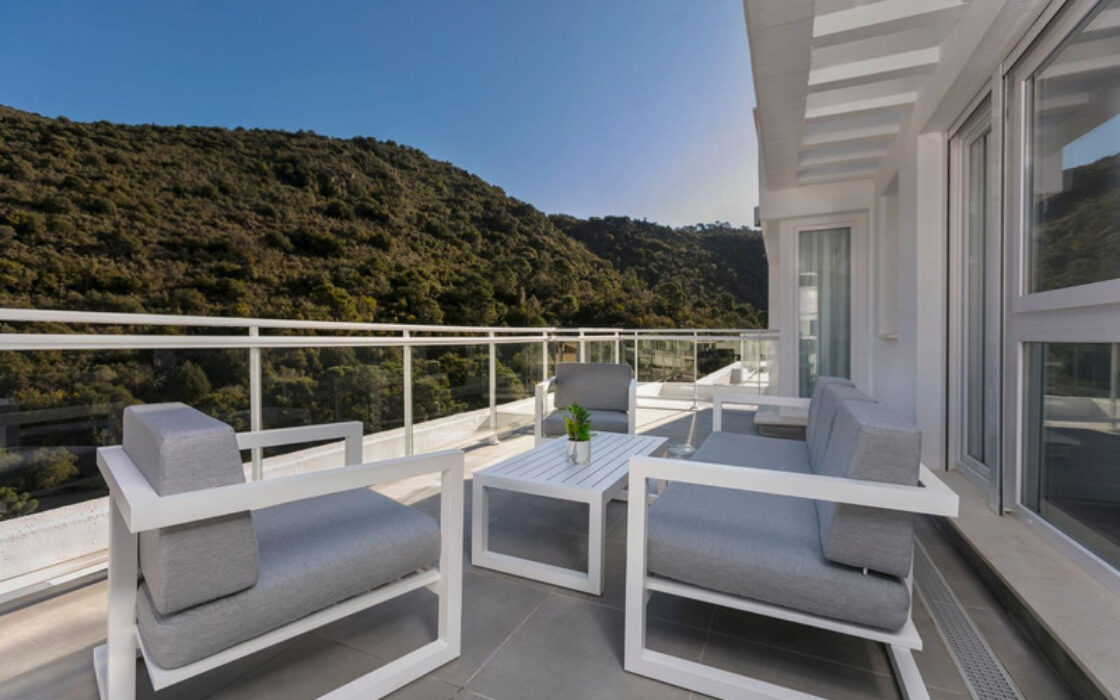 Пентхаус с террасой в Бенахависе 139 кв.м с мебелью