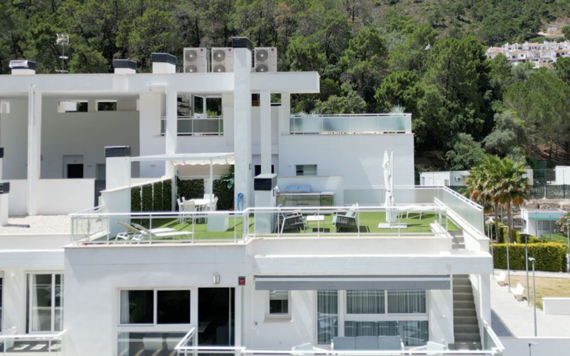 Пентхаус с террасой в Бенахависе 139 кв.м с мебелью