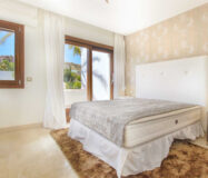 Таунхаус с террасой в Бенахависе 180 кв.м на 4 комнаты