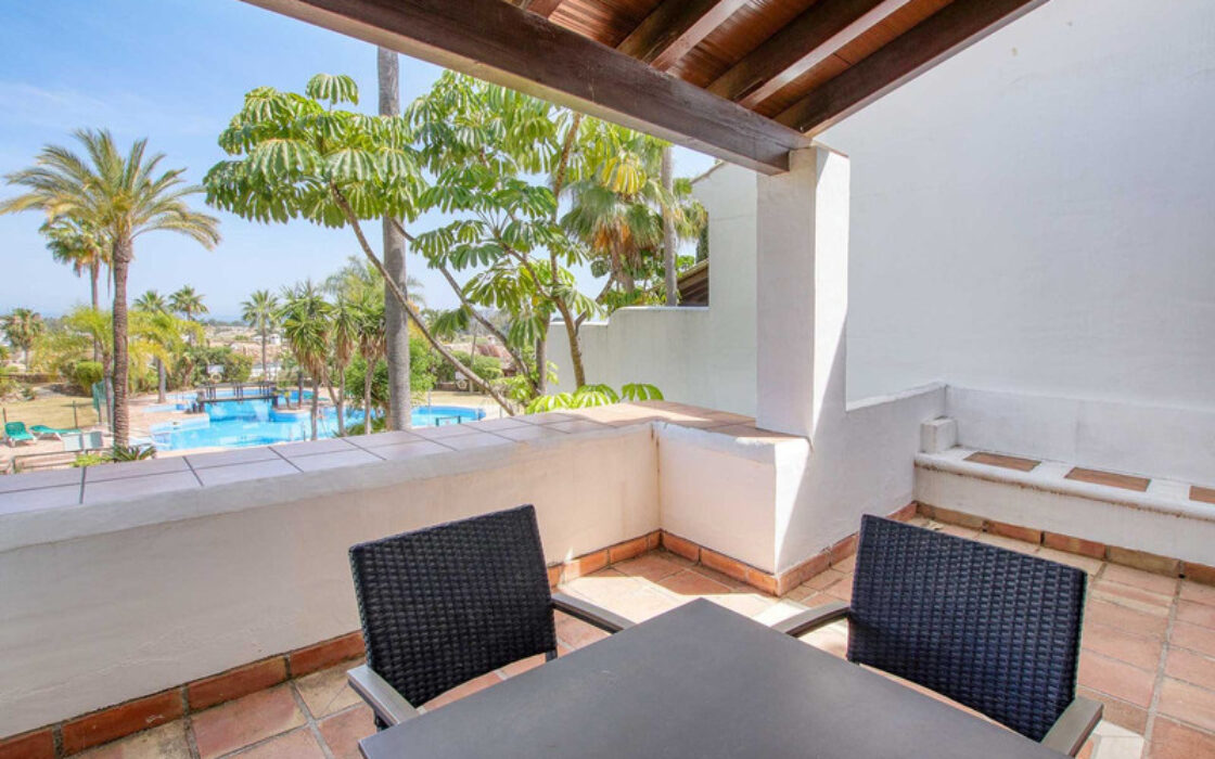 Таунхаус с террасой в Бенахависе 180 кв.м на 4 комнаты