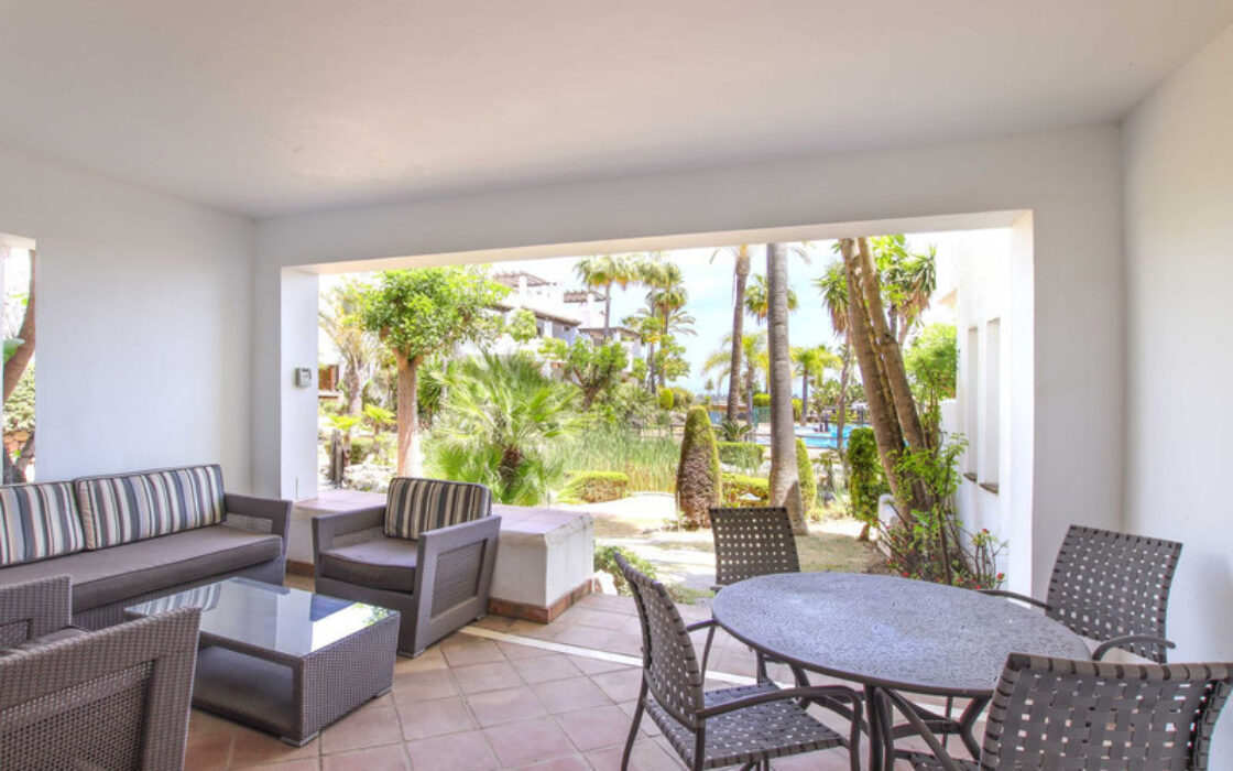 Таунхаус с террасой в Бенахависе 180 кв.м на 4 комнаты