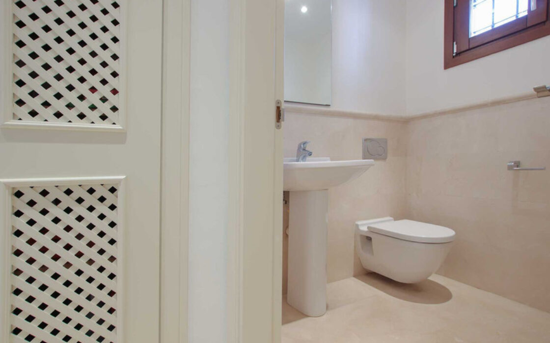 Таунхаус с террасой в Бенахависе 180 кв.м на 4 комнаты