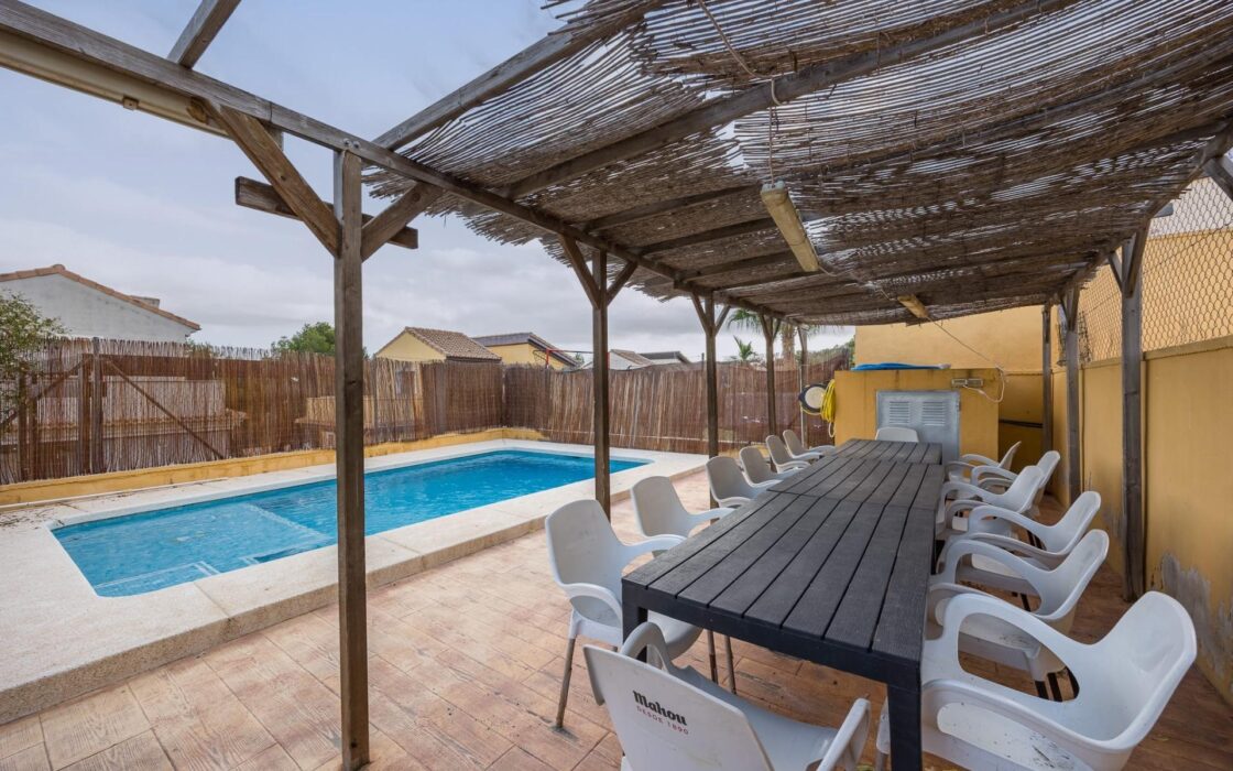 Будинок в Полопі з терасою та басейном, 113 кв.м, 4 кімнати