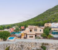 Будинок в Полопі з терасою та басейном, 113 кв.м, 4 кімнати