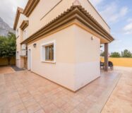 Будинок в Полопі з терасою та басейном, 113 кв.м, 4 кімнати