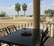 Дом в Торревьехе 338 кв.м с джакузи и бассейном