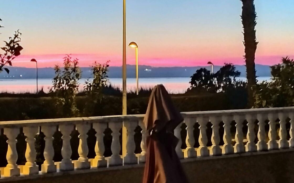 Дом в Торревьехе 338 кв.м с джакузи и бассейном