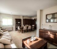 Дом в Торревьехе 338 кв.м с джакузи и бассейном