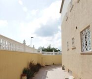 Дом в Торревьехе 338 кв.м с джакузи и бассейном