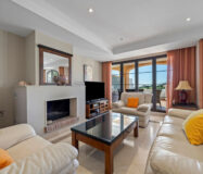 Таунхаус с террасой в Los Arqueros, 264 кв.м, 4 комнаты