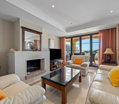 Таунхаус з терасою в Los Arqueros, 264 кв.м, 4 кімнати