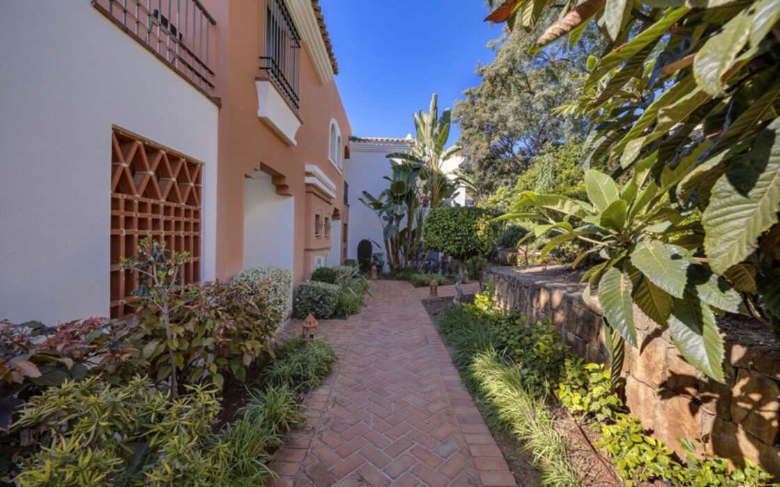 Таунхаус с террасой в Los Arqueros, 264 кв.м, 4 комнаты