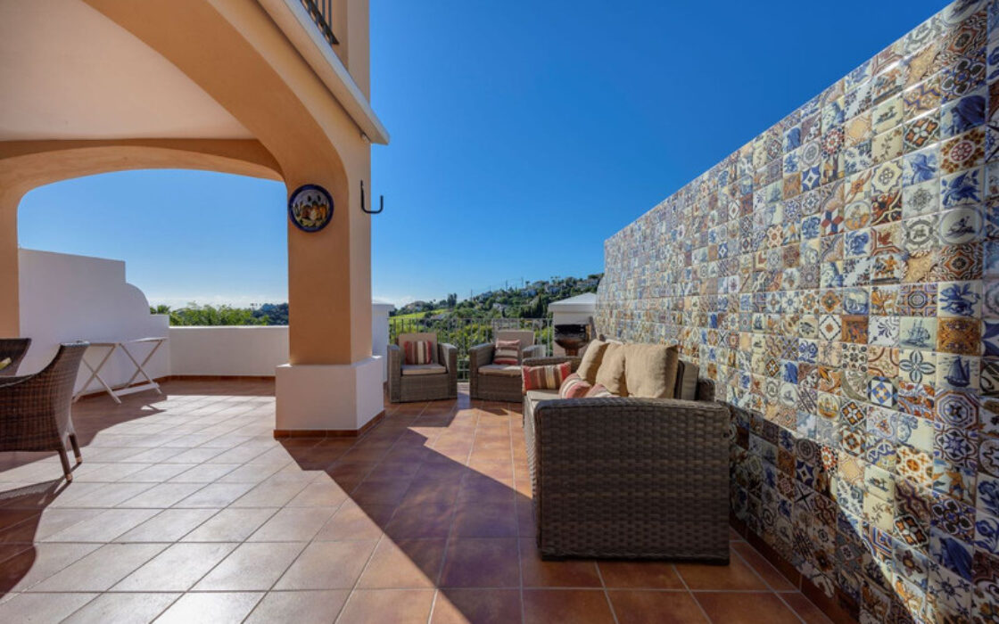 Таунхаус с террасой в Los Arqueros, 264 кв.м, 4 комнаты