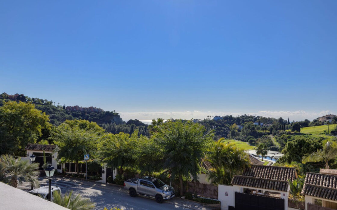 Таунхаус с террасой в Los Arqueros, 264 кв.м, 4 комнаты