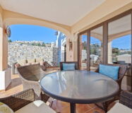 Таунхаус с террасой в Los Arqueros, 264 кв.м, 4 комнаты