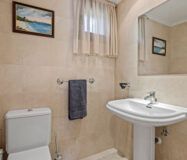 Таунхаус с террасой в Los Arqueros, 264 кв.м, 4 комнаты