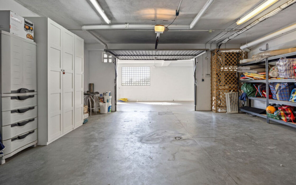 Таунхаус с террасой в Los Arqueros, 264 кв.м, 4 комнаты