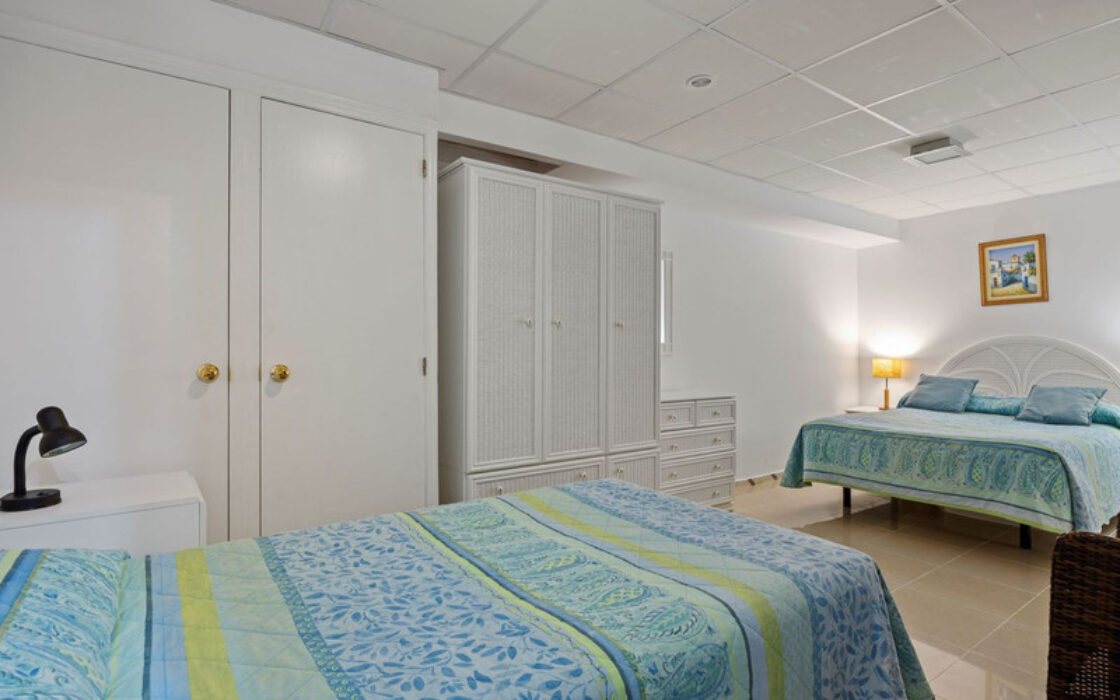 Таунхаус с террасой в Los Arqueros, 264 кв.м, 4 комнаты